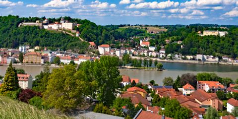 Blick auf die Dreifluessestadt Passau
